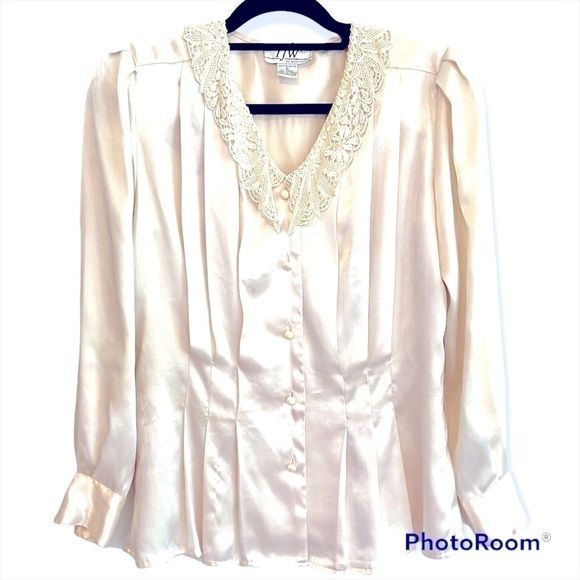 TJW by Mervyn Silky Peter Pan Collar Blouse - Picture 1 of 1